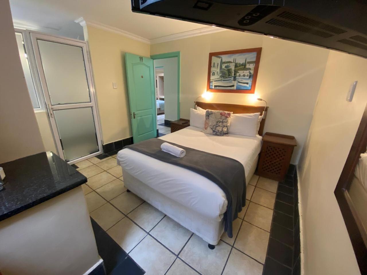 Green Door Guesthouse Mossel Bay Ruang foto