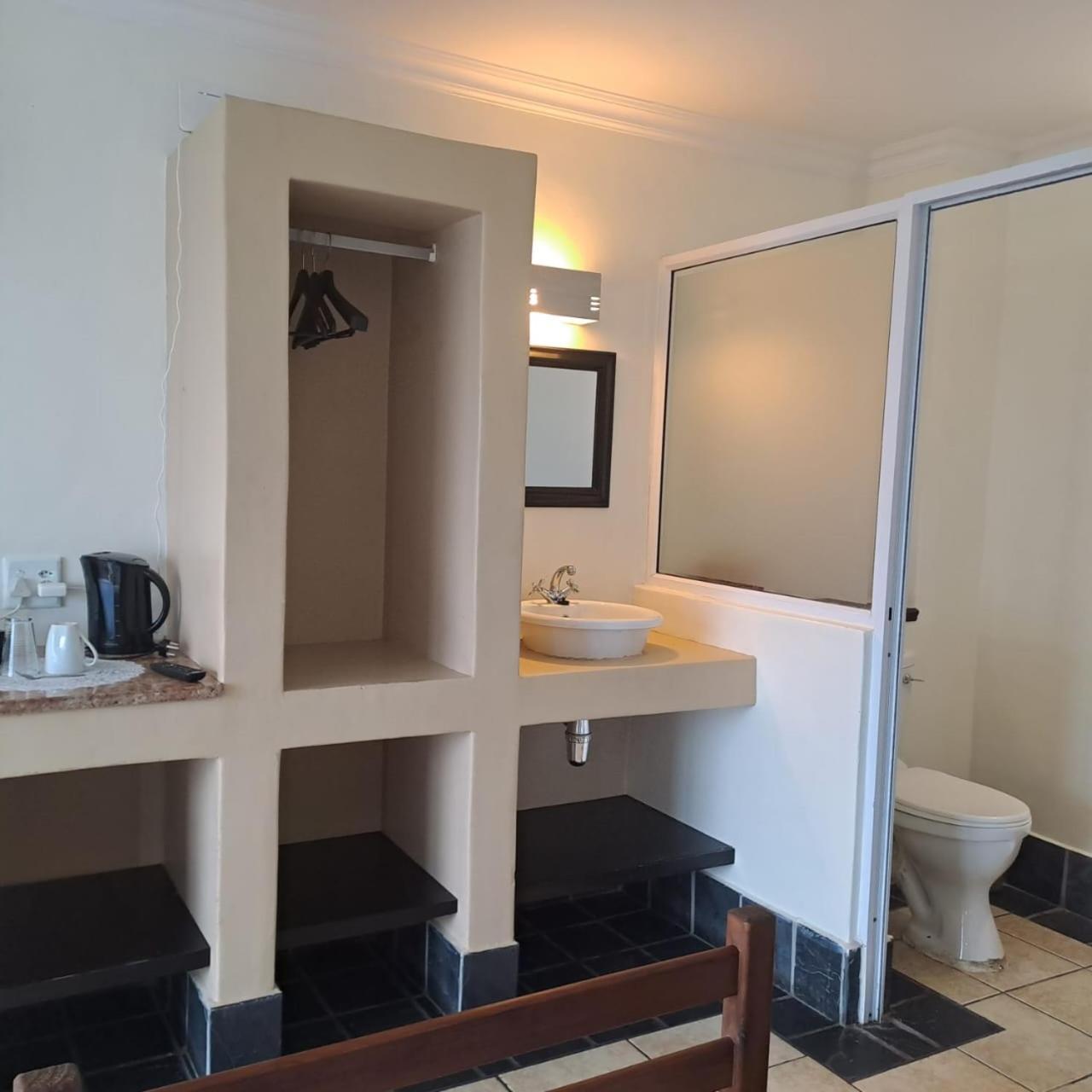 Green Door Guesthouse Mossel Bay Ruang foto